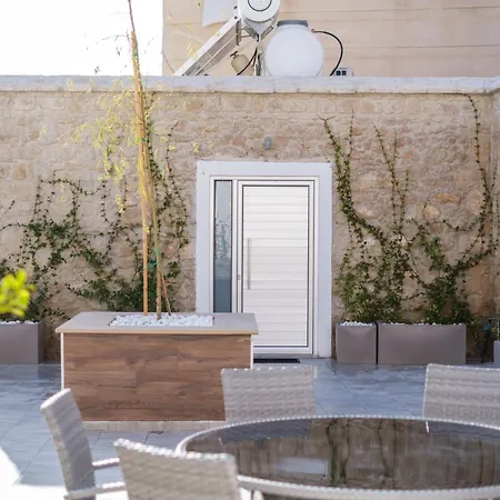 Royal Luxury Homes * Paphos