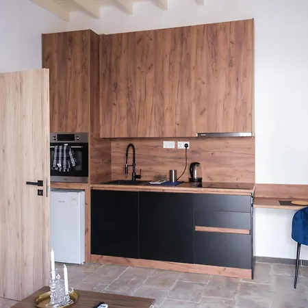 Royal Luxury Homes Apartment *