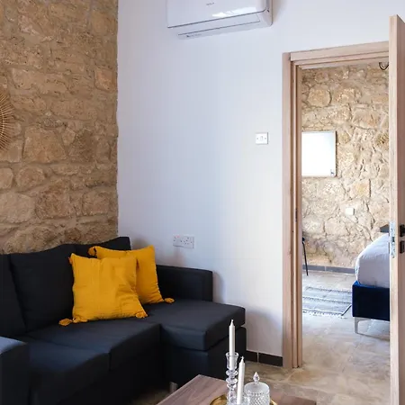 Royal Luxury Homes Apartment *