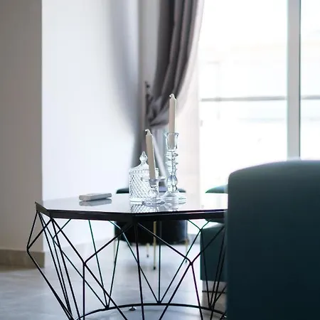 Royal Luxury Homes דירה